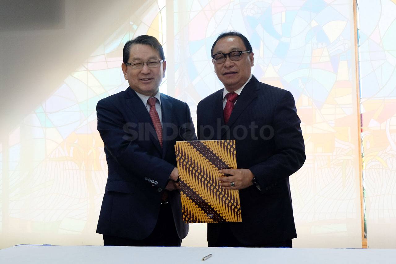 BTN dan Dongbu Savings...