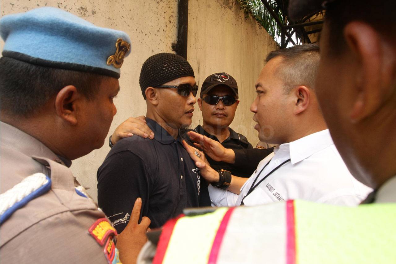 Polisi Gelar Prarekonstruksi...