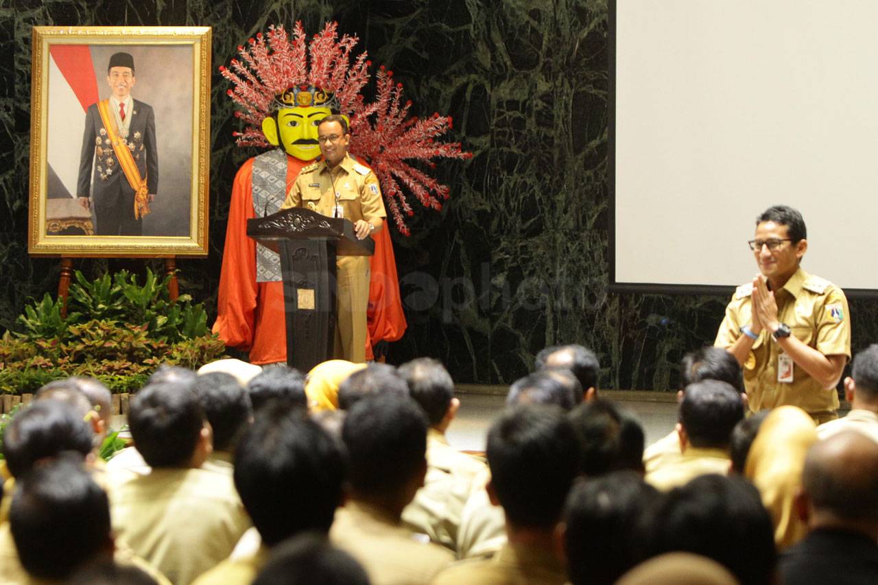Gubernur Anies Baswedan...