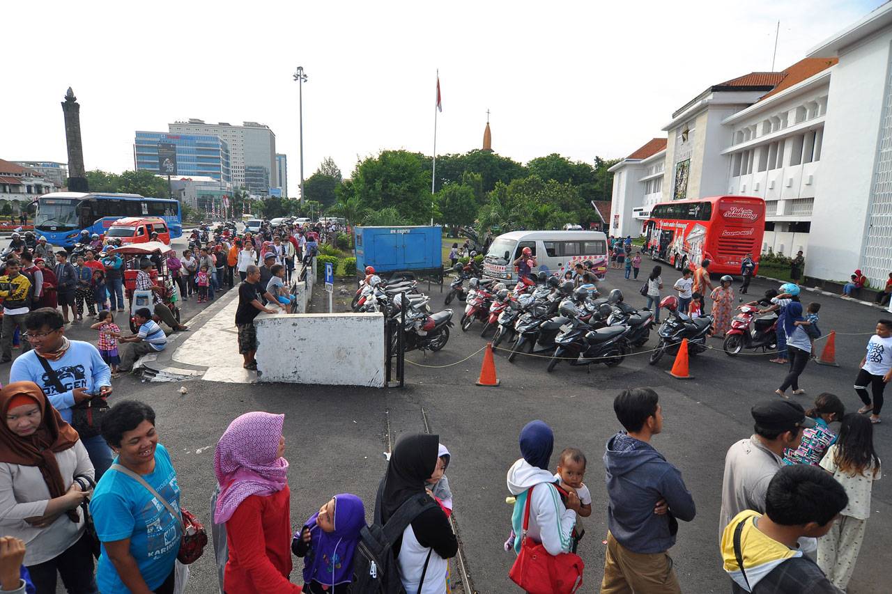 Berkeliling Kota Semarang...