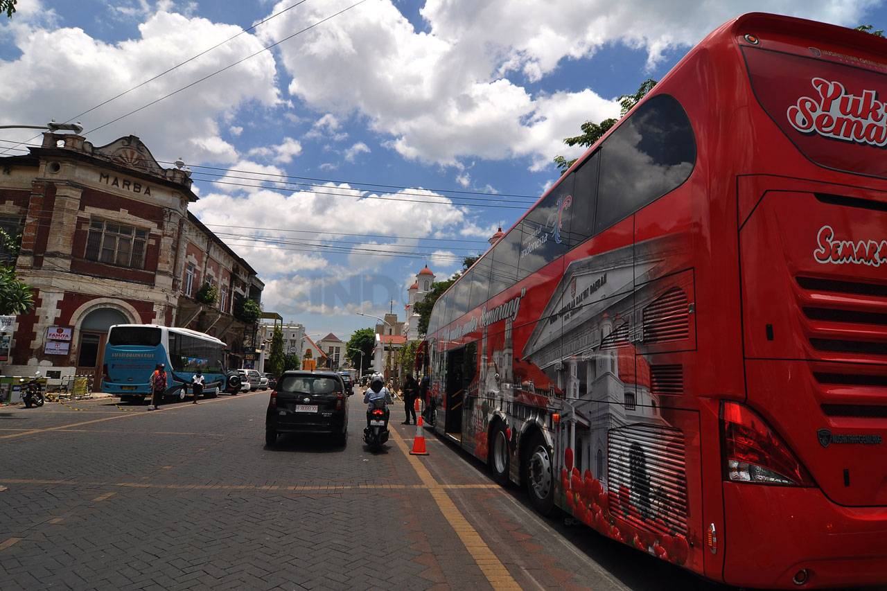 Berkeliling Kota Semarang...