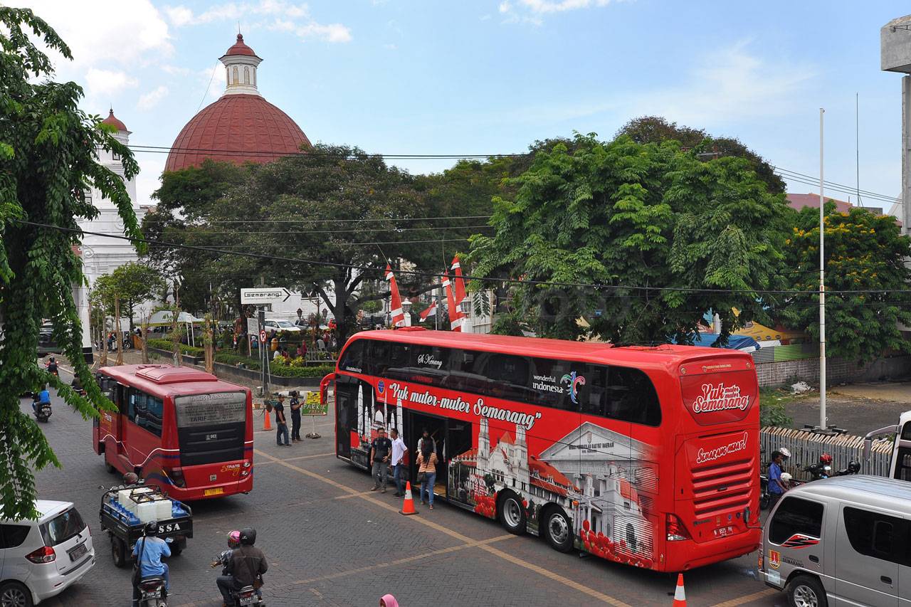 Berkeliling Kota Semarang...