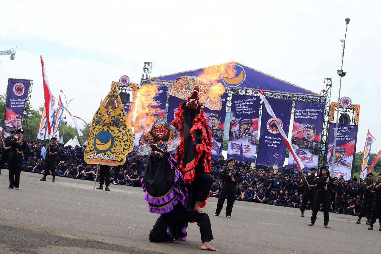 Surya Paloh Pimpin Apel...