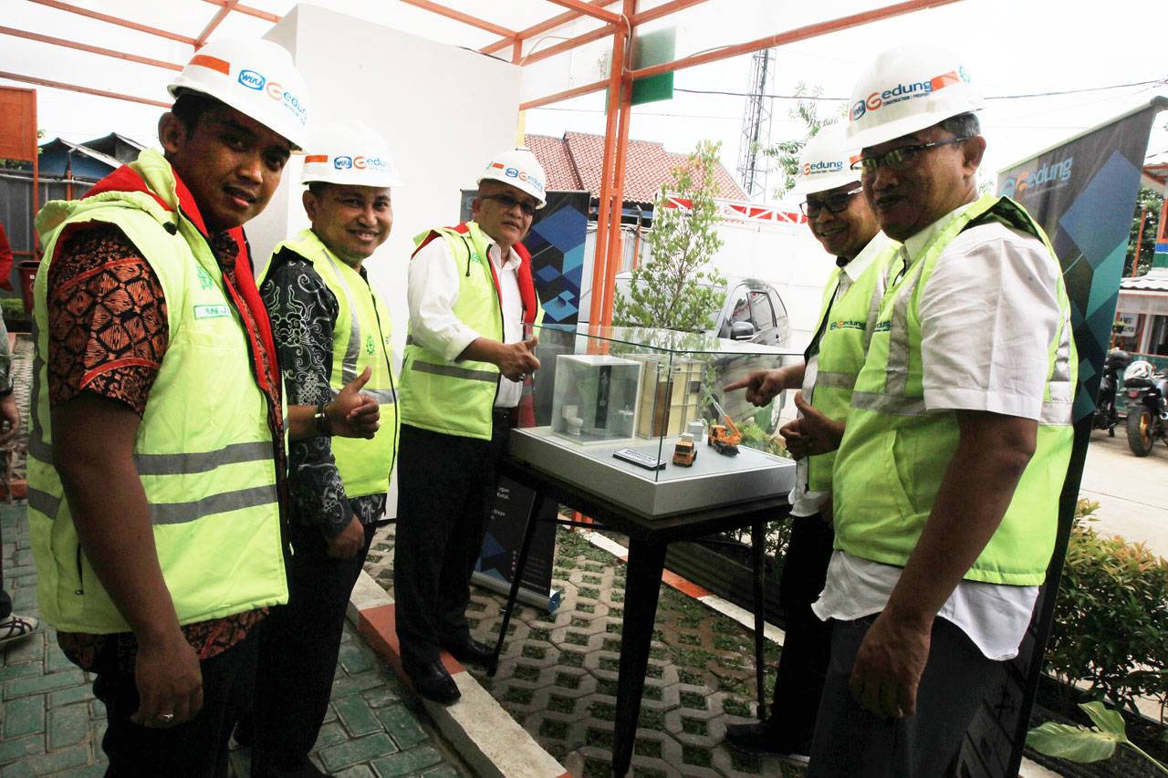 Wika Gedung Kembangkan...
