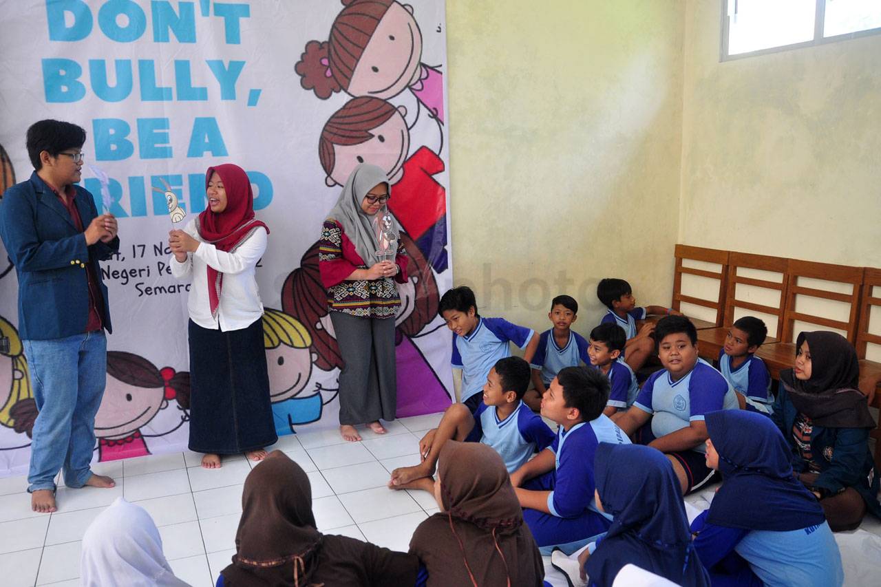 Mahasiswa Undip Ajak...
