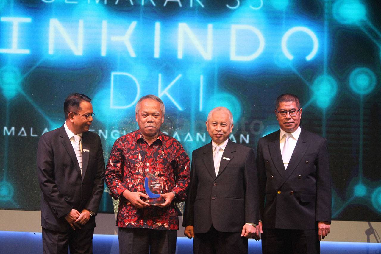 Inkindo Berikan Penghargaan...