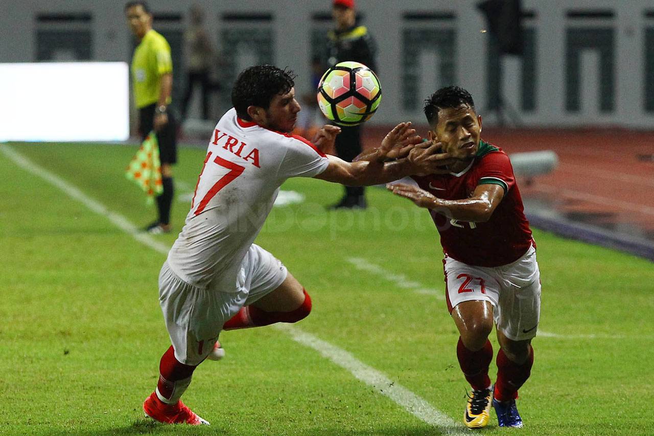 Timnas Senior Takluk...