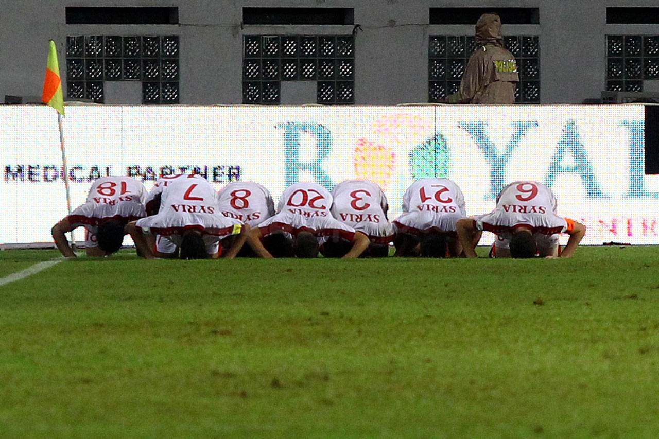 Timnas Senior Takluk...