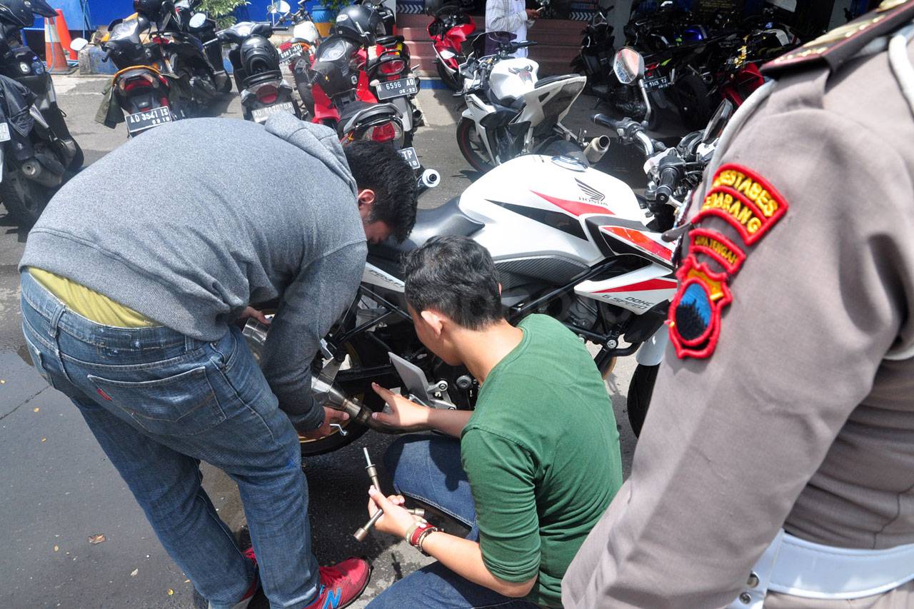 Polrestabes Semarang...