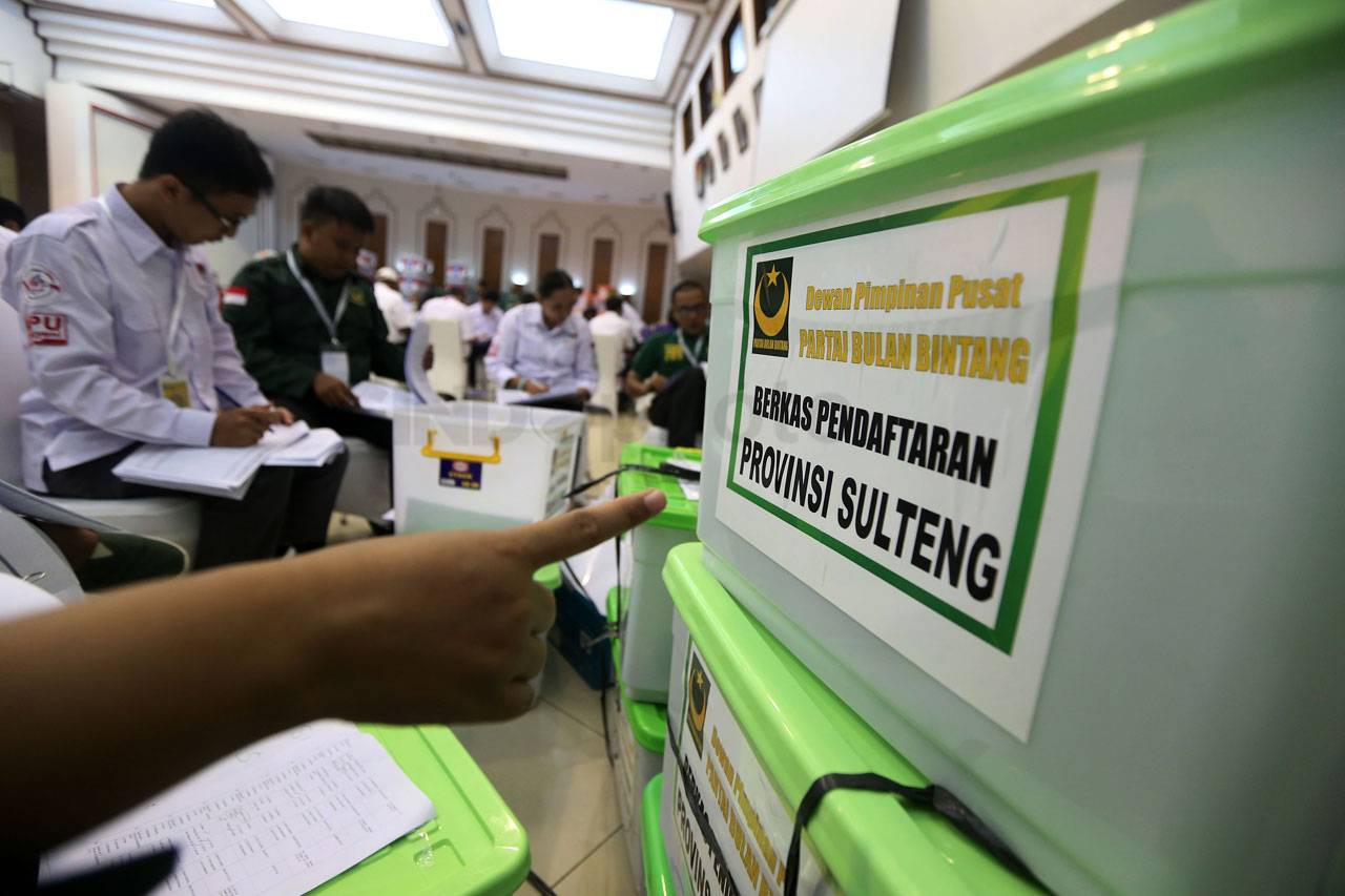 KPU Membuka Kembali...