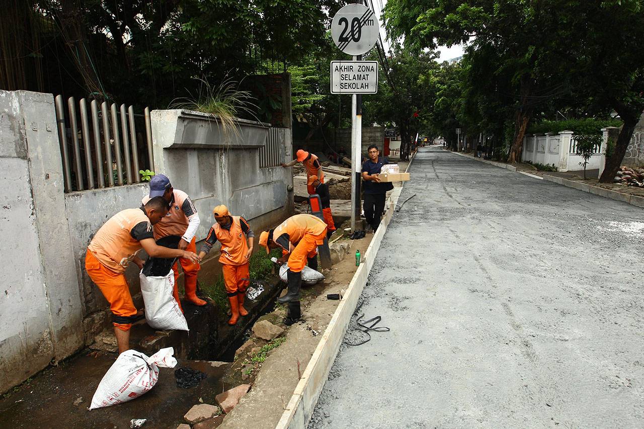 Jalan Pejaten Raya Ditinggikan...
