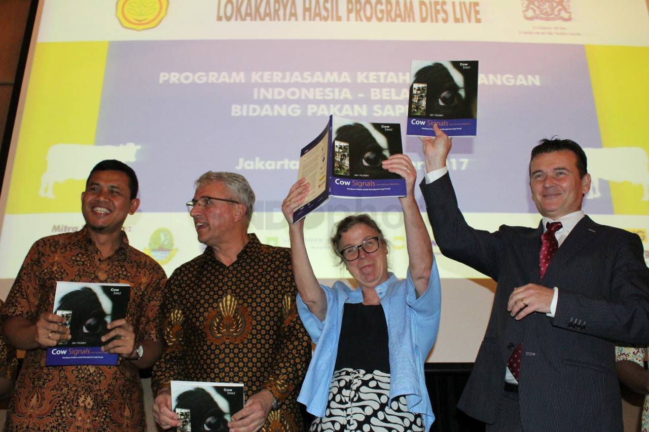 Peluncuran Buku Cow...