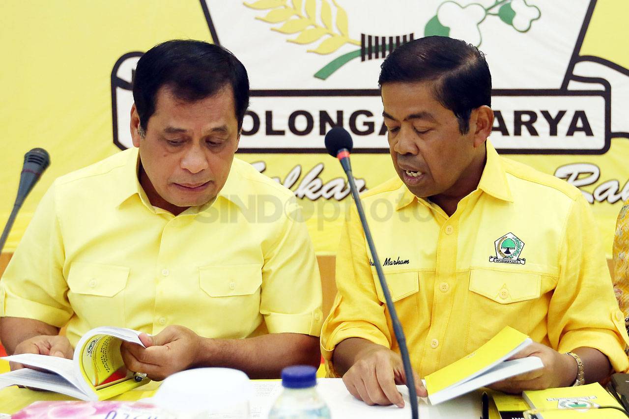 Partai Golkar Gelar...