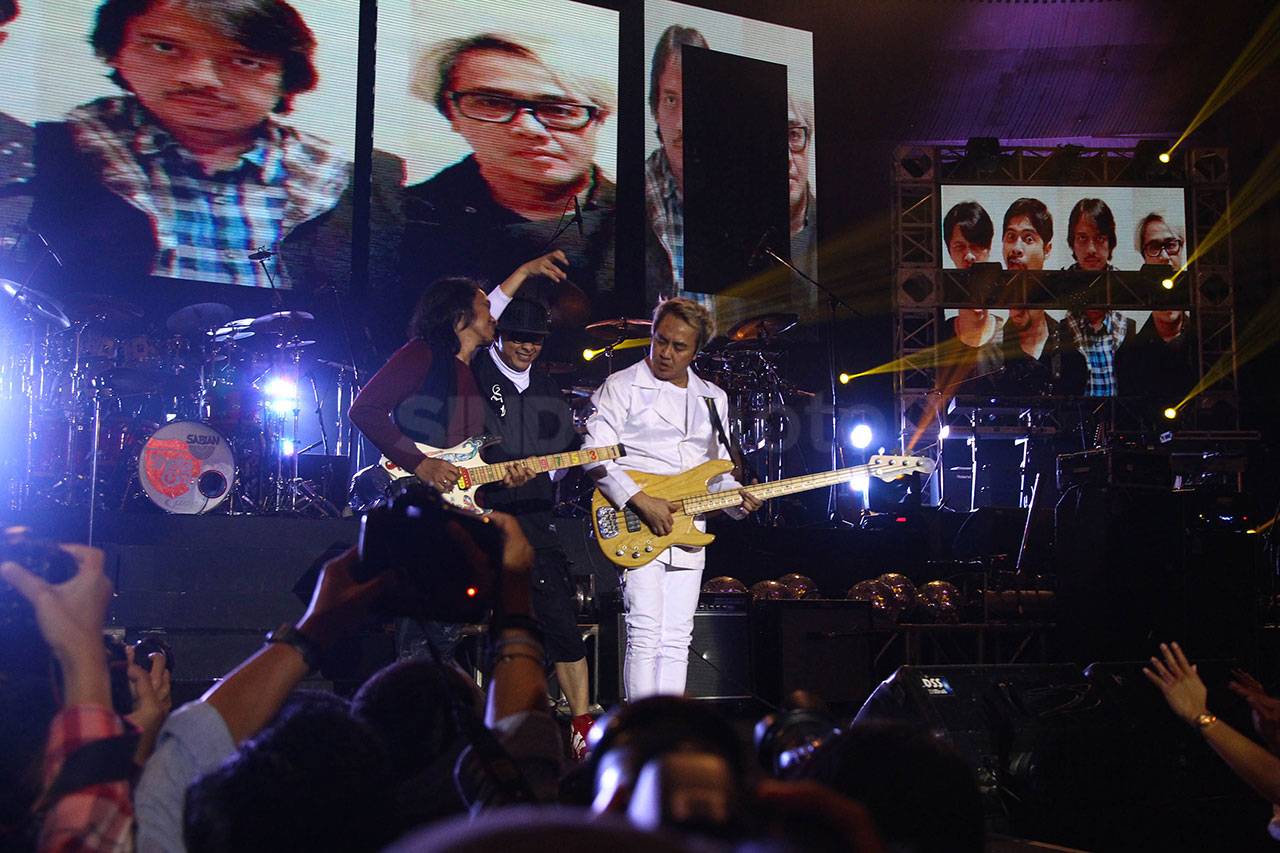 Lima Band Legendaris...