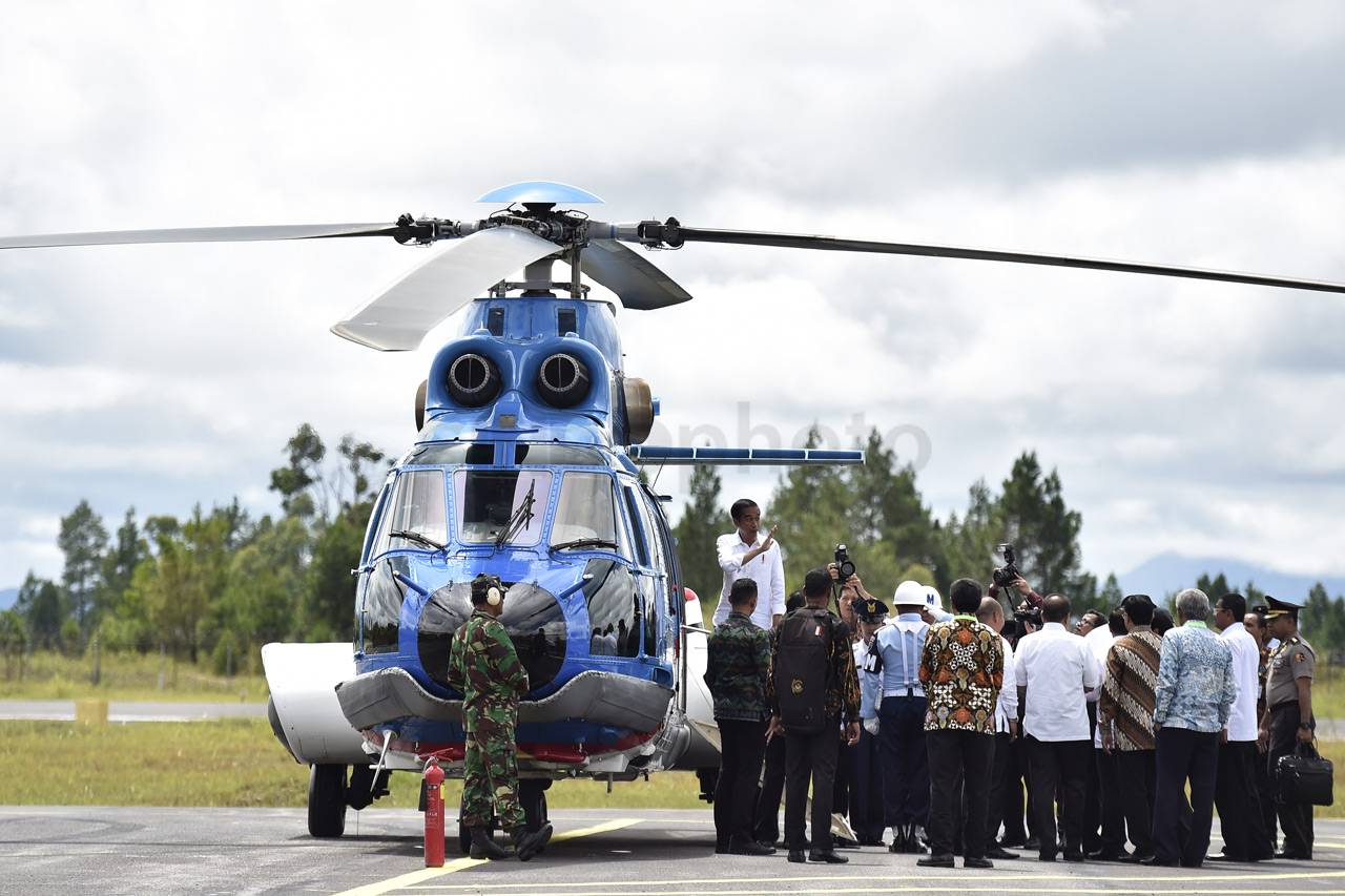 Presiden Jokowi Resmikan...