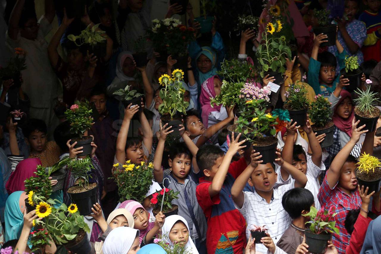 Katakan dengan Bunga...