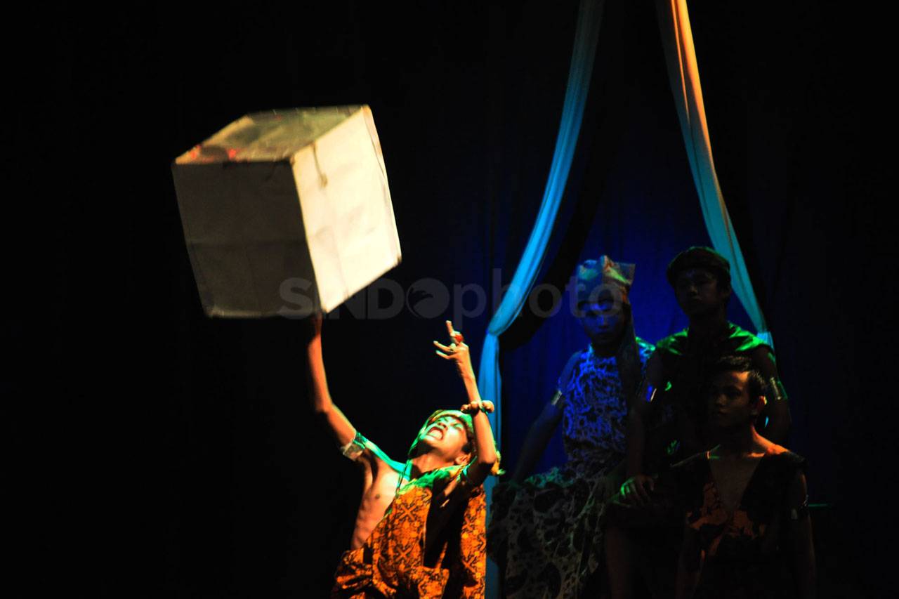 Dukung Pelestarian Budaya,...