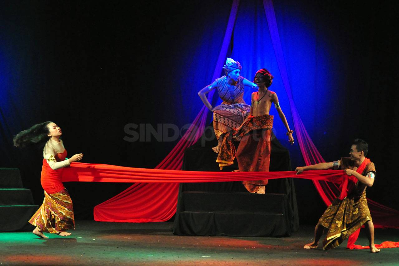 Dukung Pelestarian Budaya,...