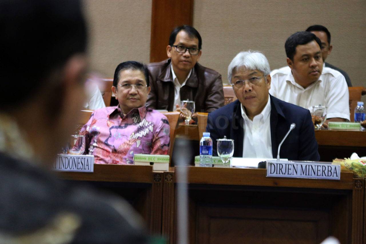 Komisi VII DPR Panggil...