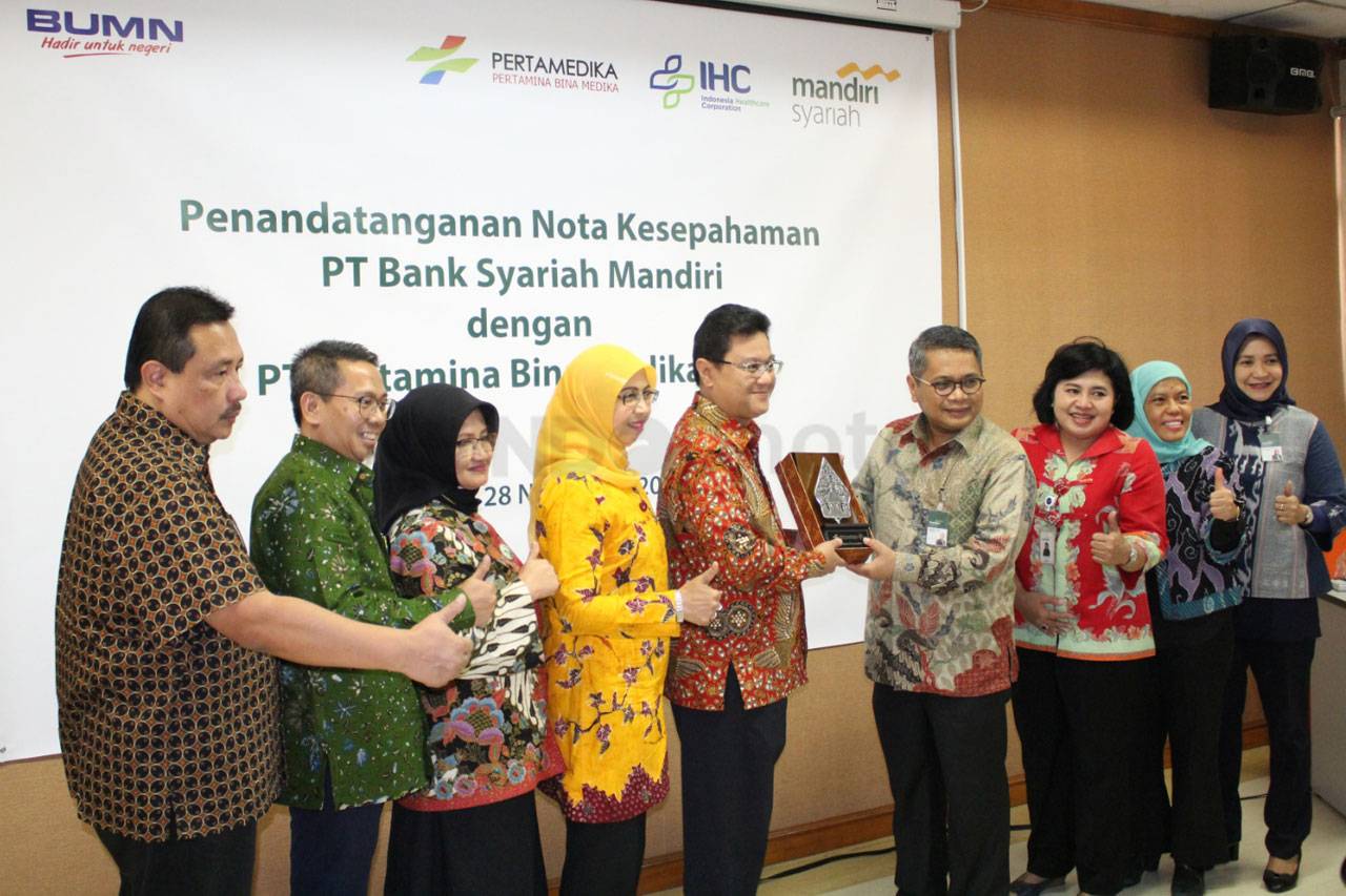 Mandiri Syariah dan...