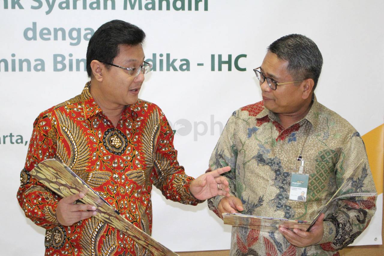 Mandiri Syariah dan...