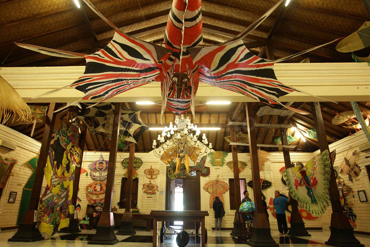 Berlibur ke Museum Layang-Layang...