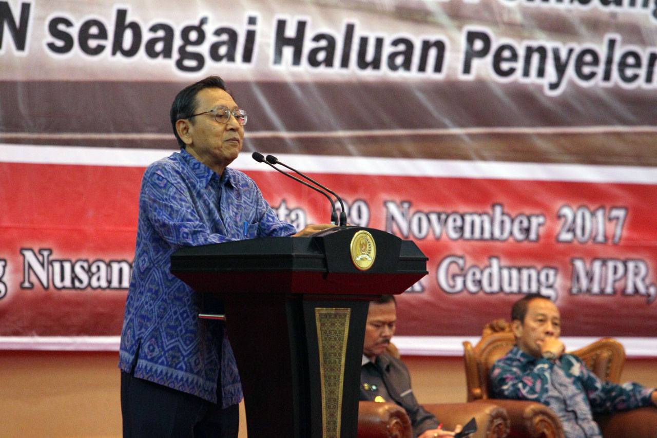 MPR Gelar Simposium...