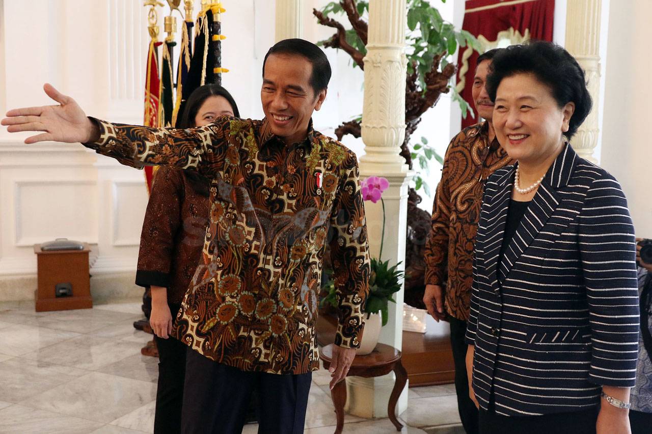 Presiden Jokowi Terima...
