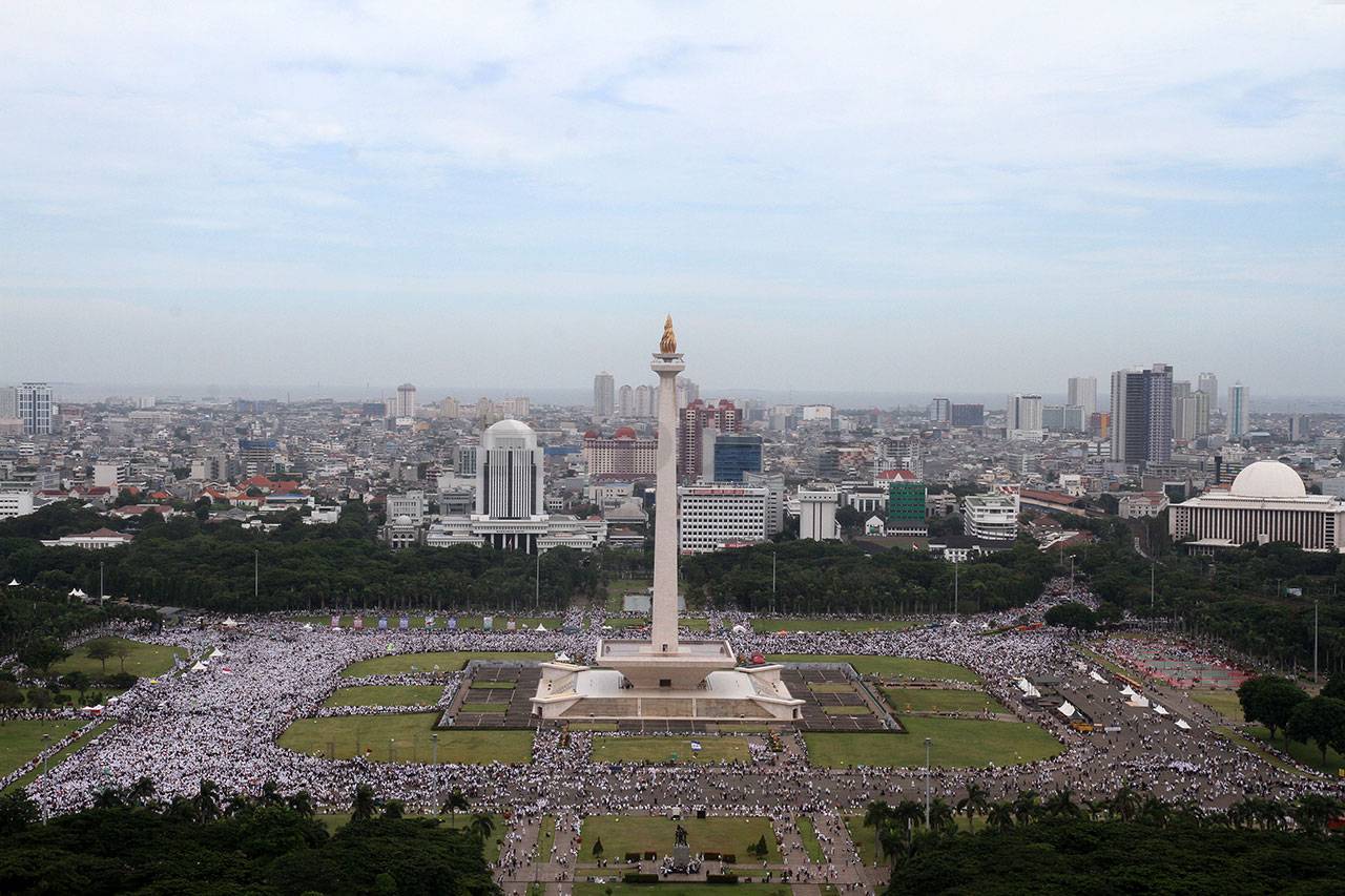 Jutaan Peserta Padati...
