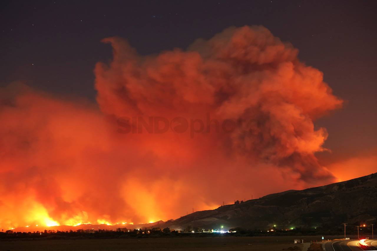 Kebakaran di California,...