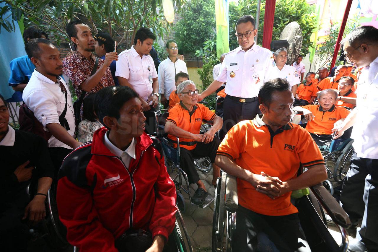 Gubernur DKI Hadiri...