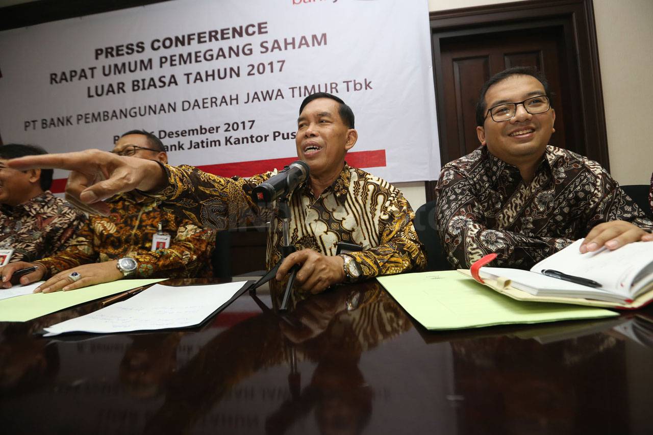 Bank Jatim Bukukan Laba...