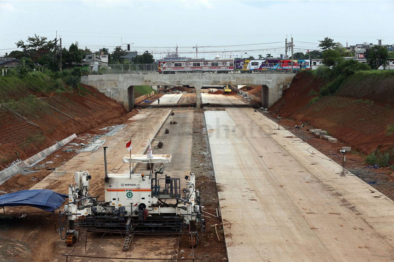 Proyek Tol Cijago Seksi...