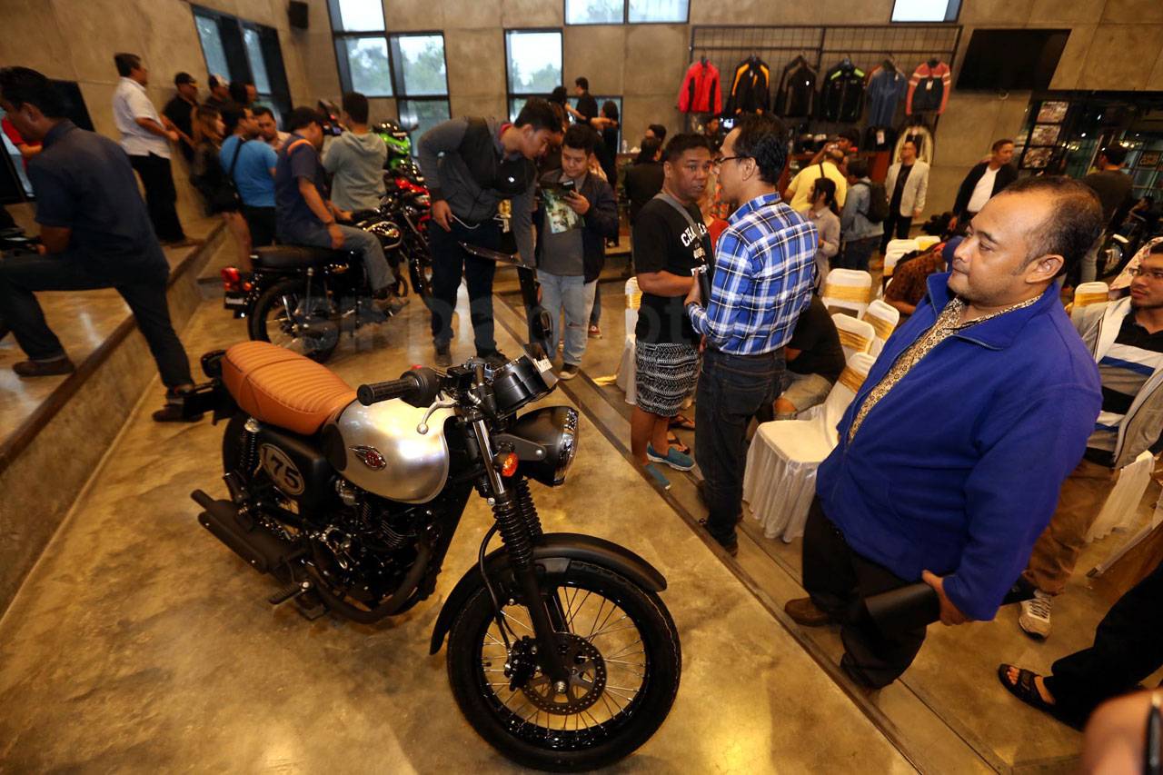 Kawasaki Perkenalkan...