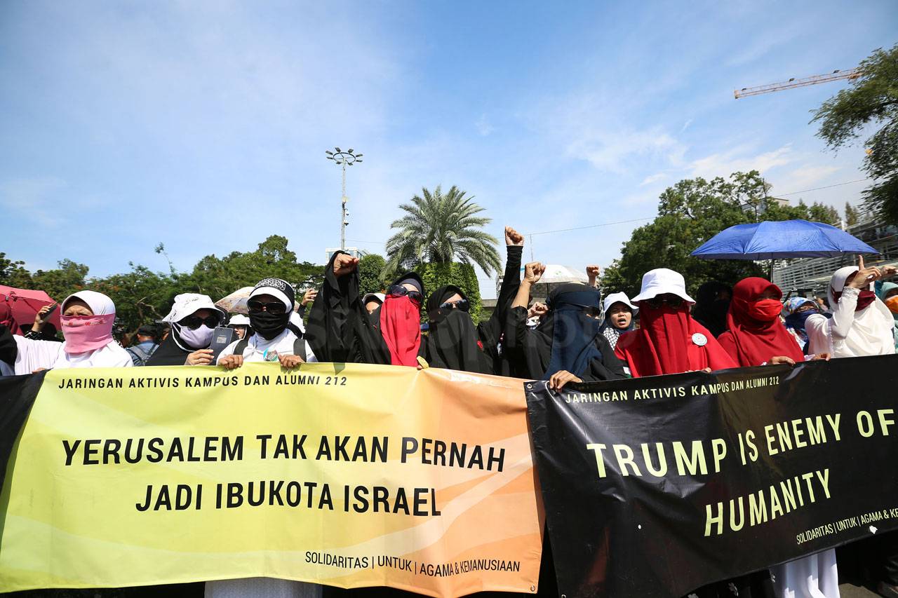 Aksi Solidaritas untuk...