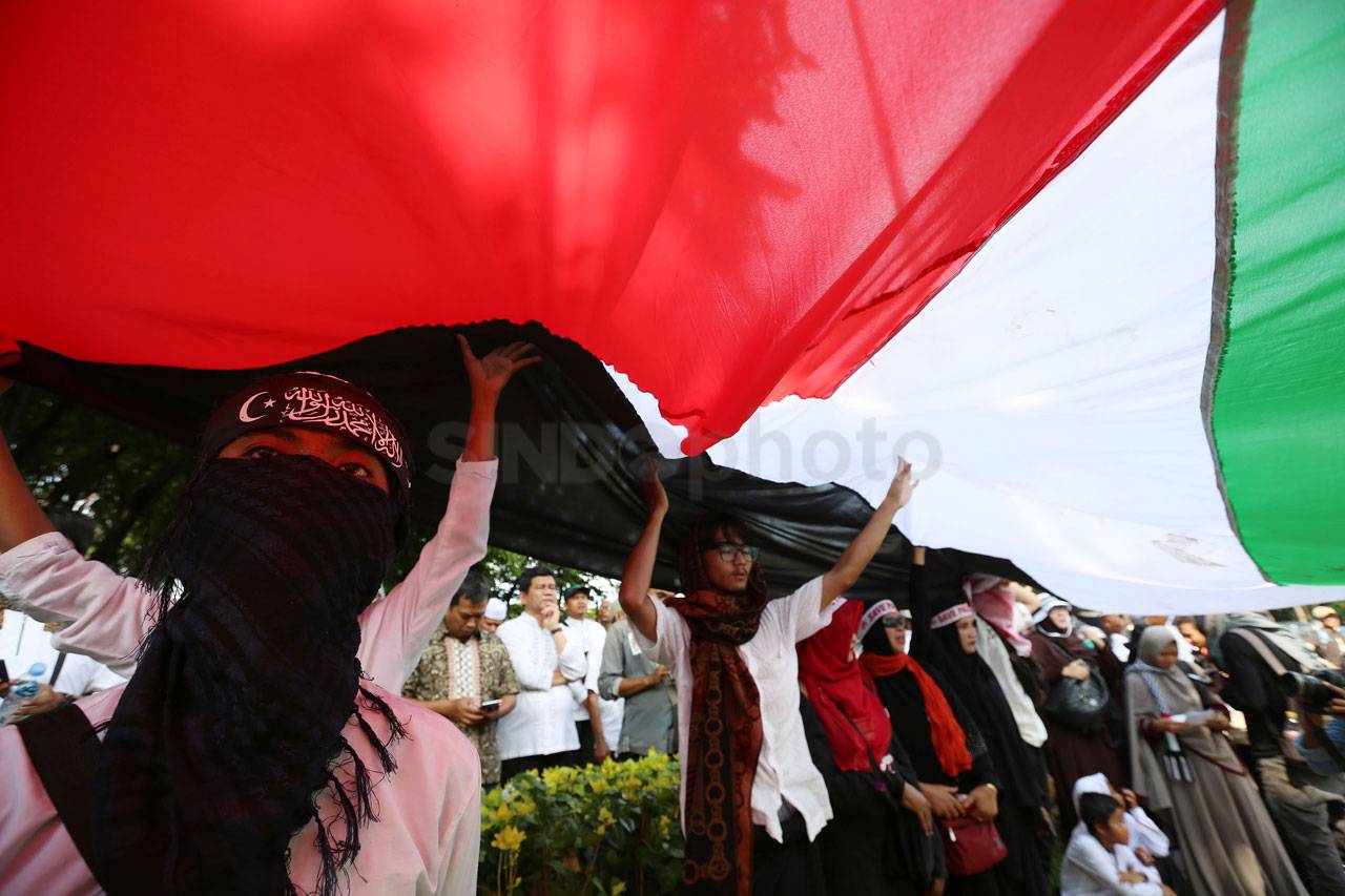 Aksi Solidaritas untuk...