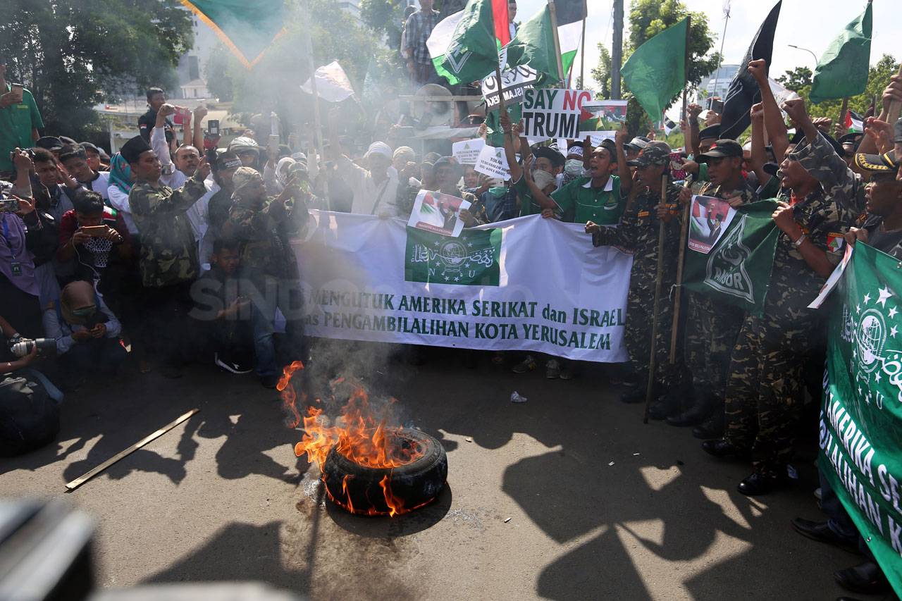 Aksi Solidaritas untuk...