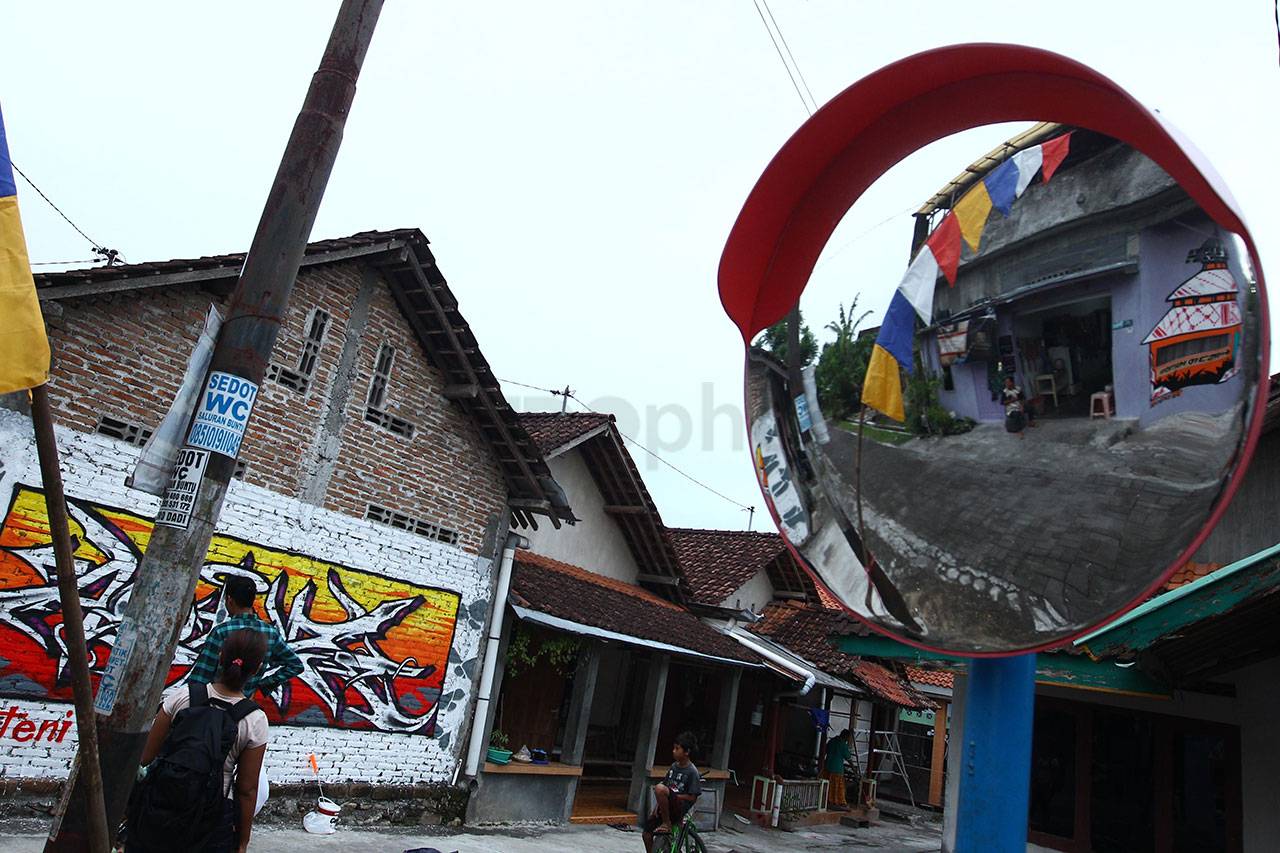 Puluhan Street Artist...