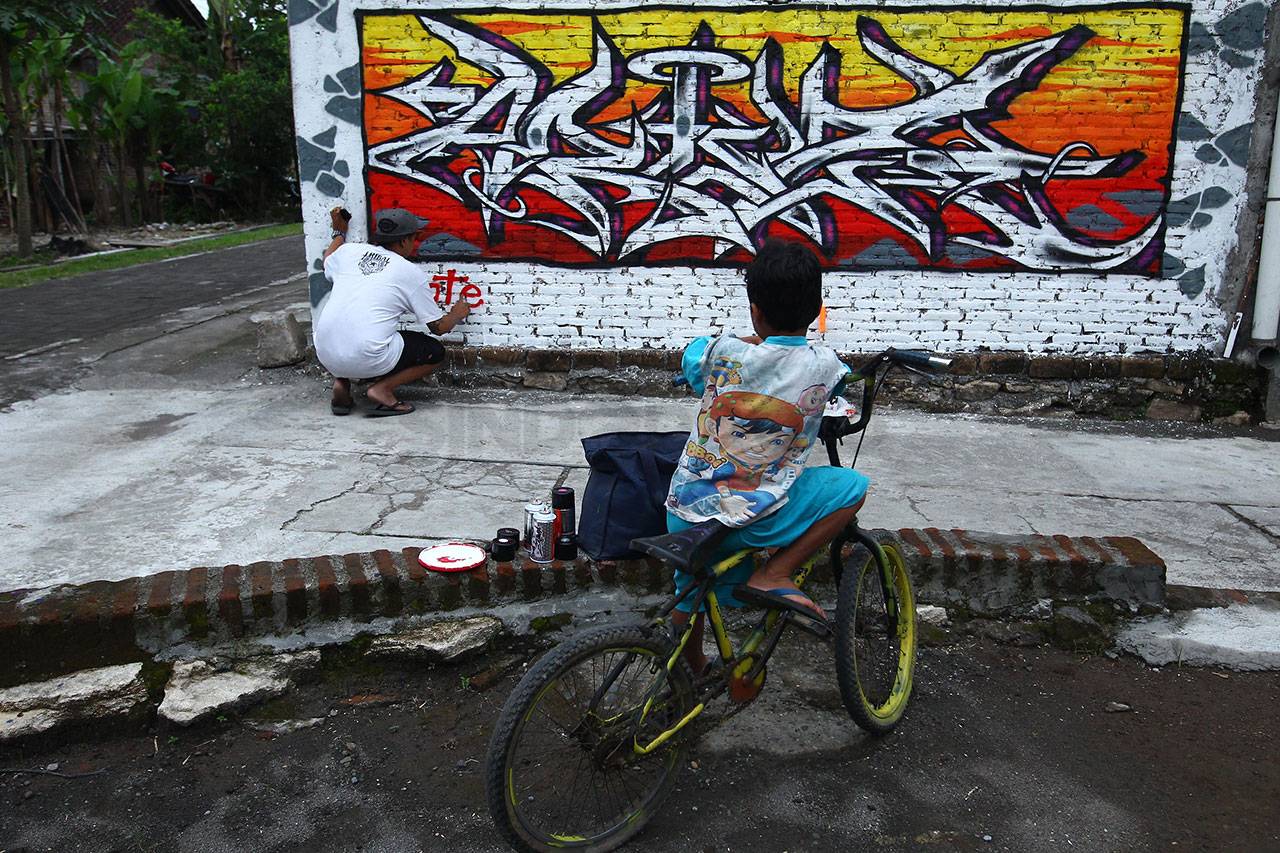 Puluhan Street Artist...