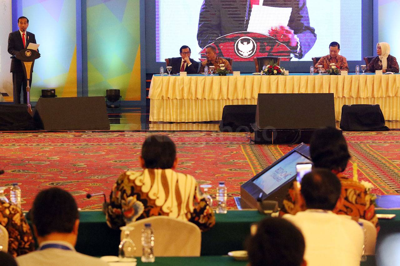 Presiden Jokowi Hadiri...
