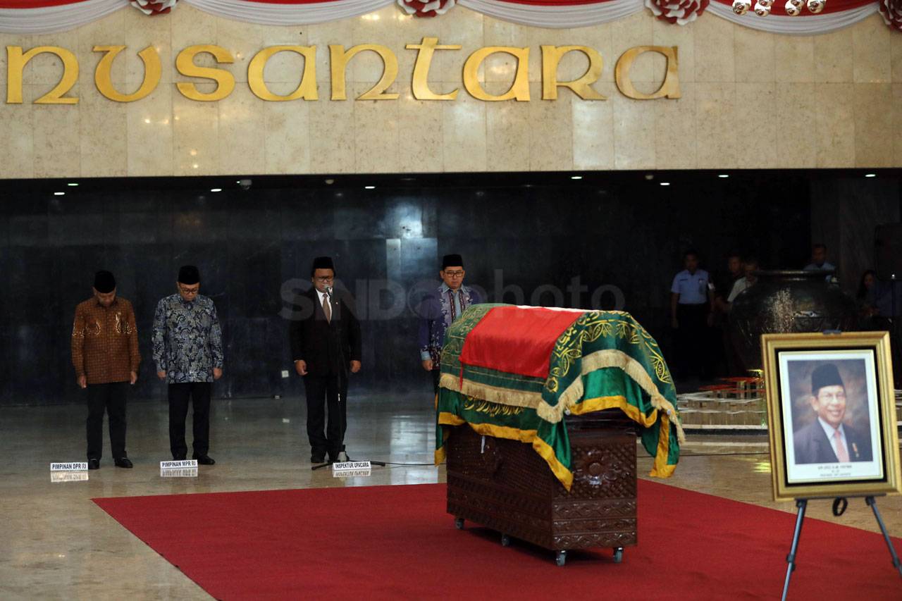 Jenazah AM Fatwa Disemayamkan...