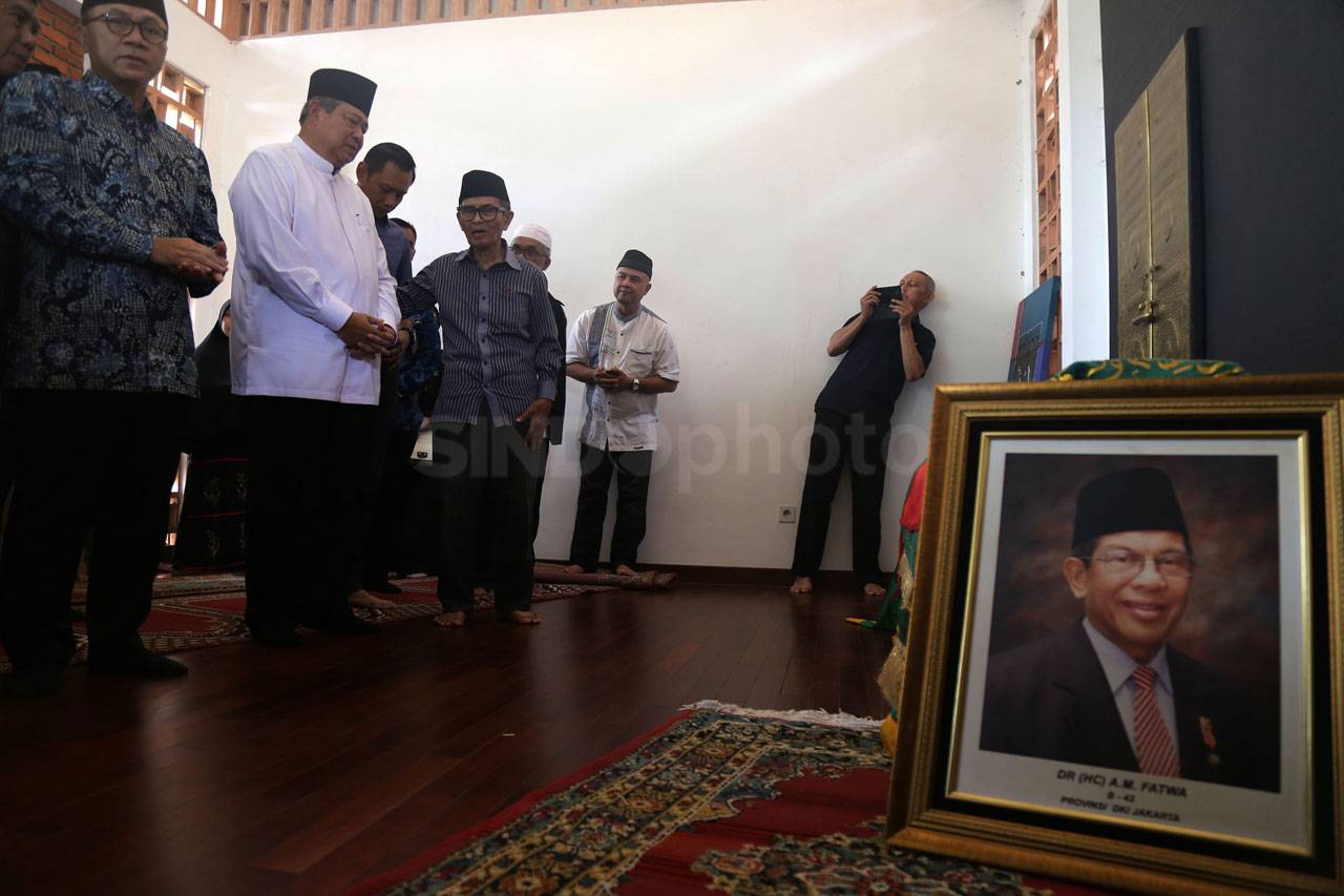 SBY Melayat ke Rumah...