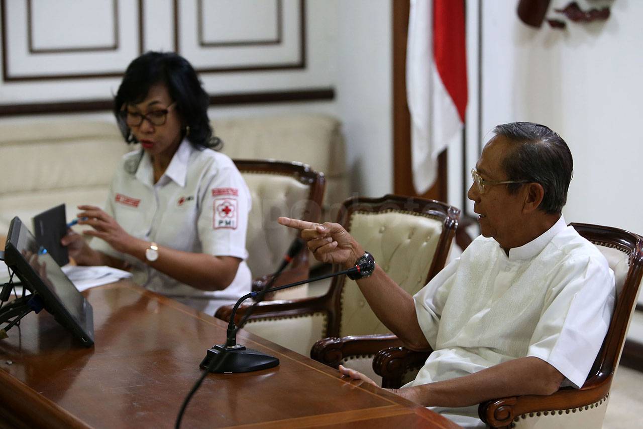 PMI Akan Anugerahi Lencana...