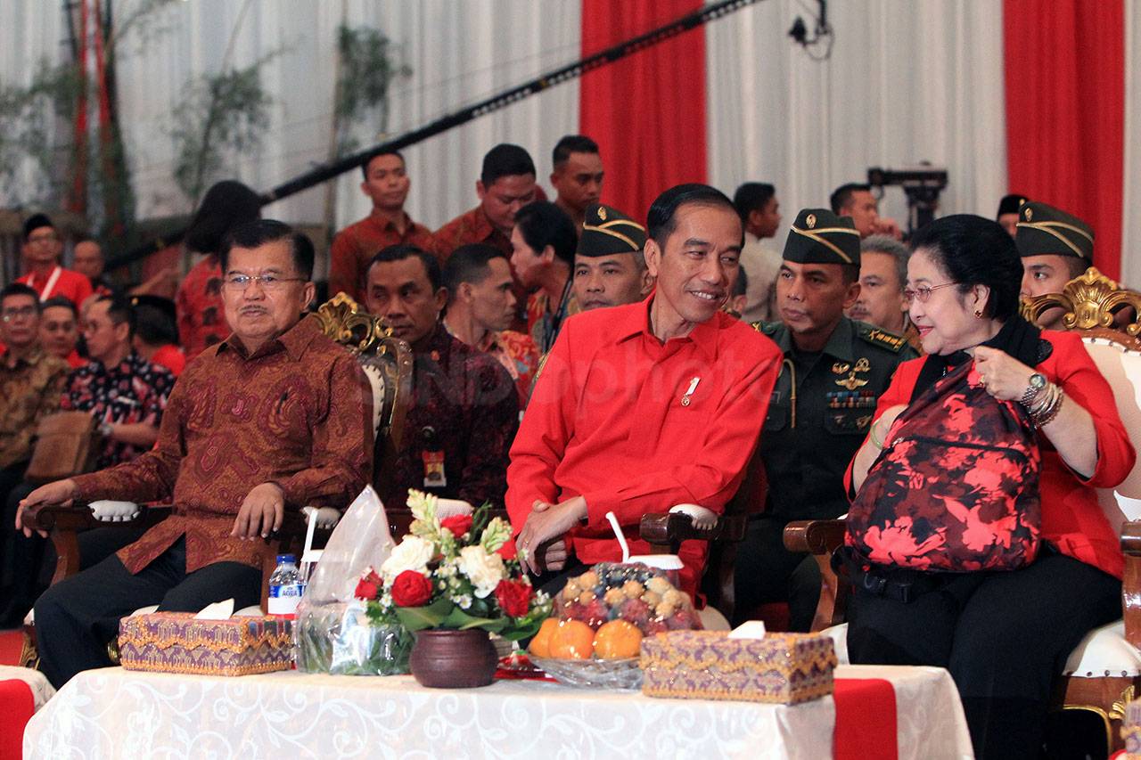 Presiden Jokowi Hadiri...
