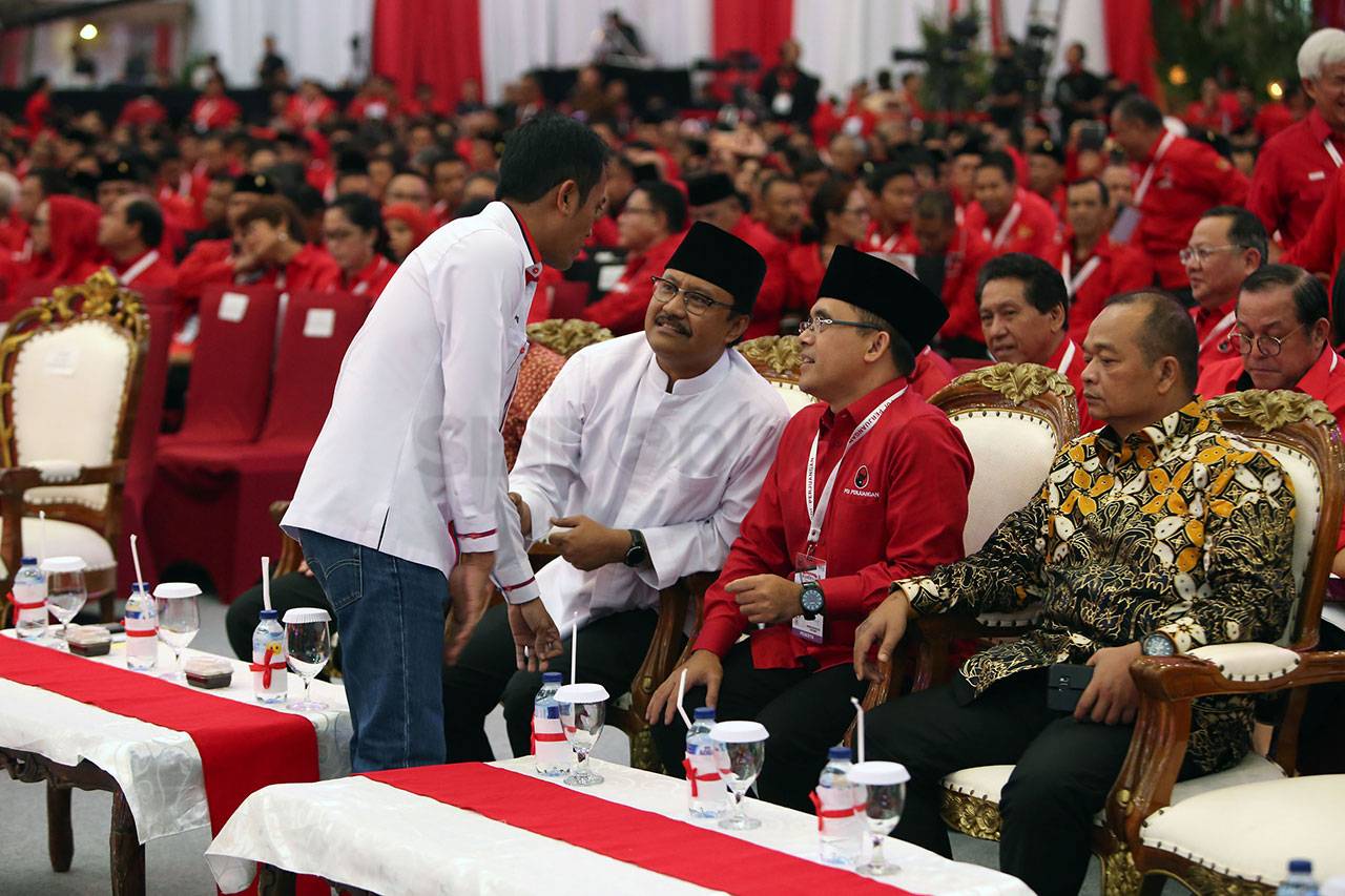 Presiden Jokowi Hadiri...