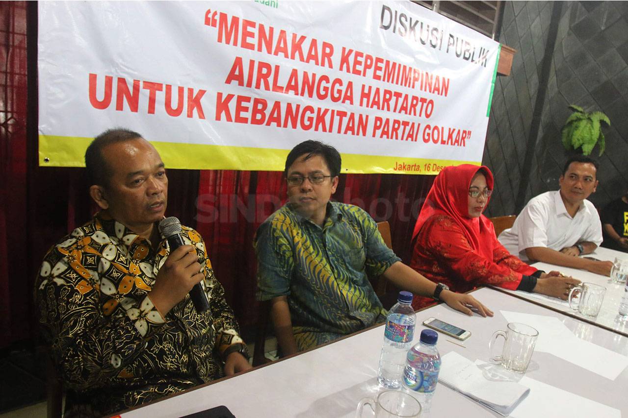 Diskusi Bahas Kepimpinan...