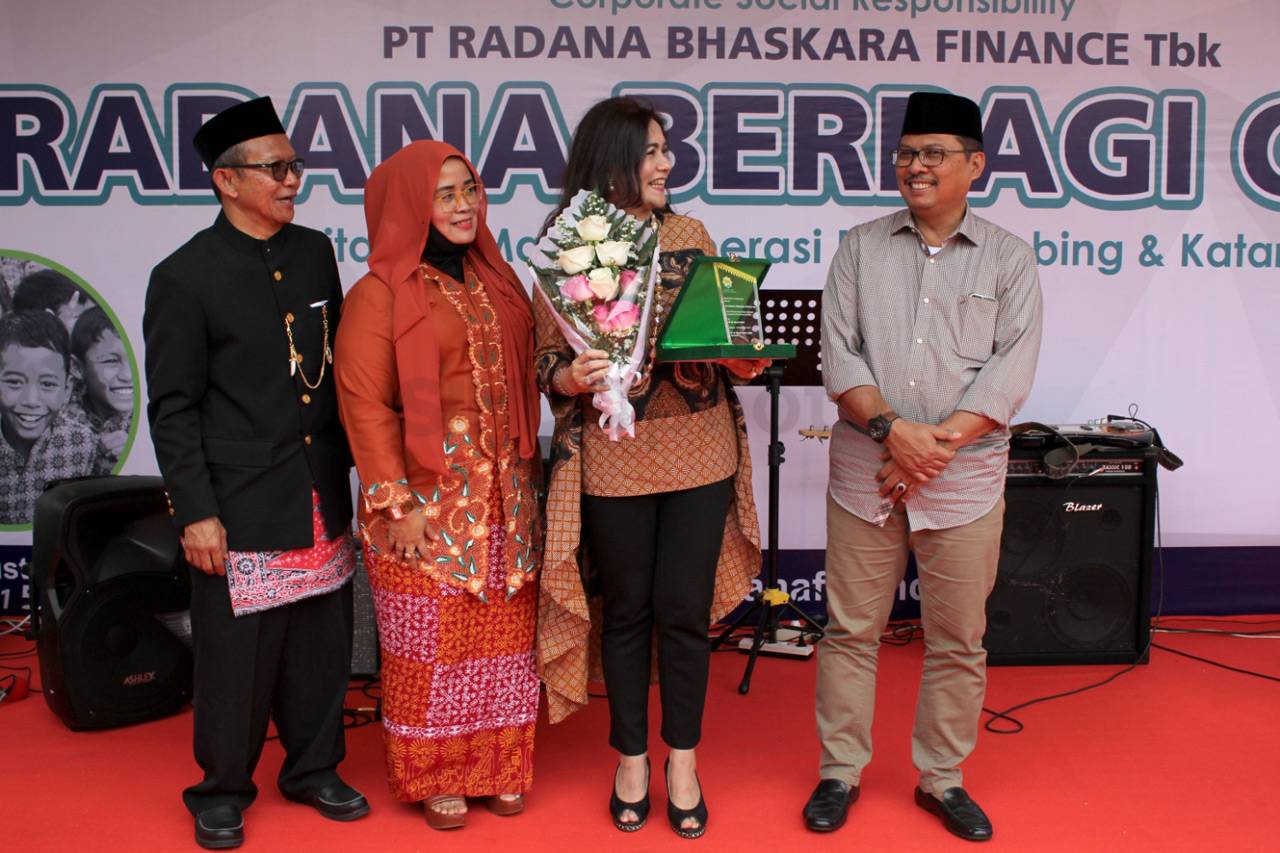 Public Expose dan Program...
