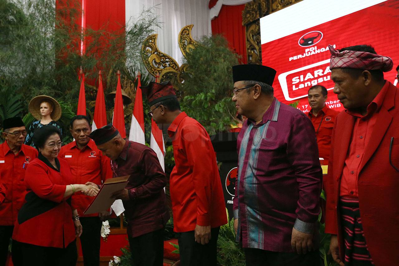 PDIP Umumkan Empat Cagub...