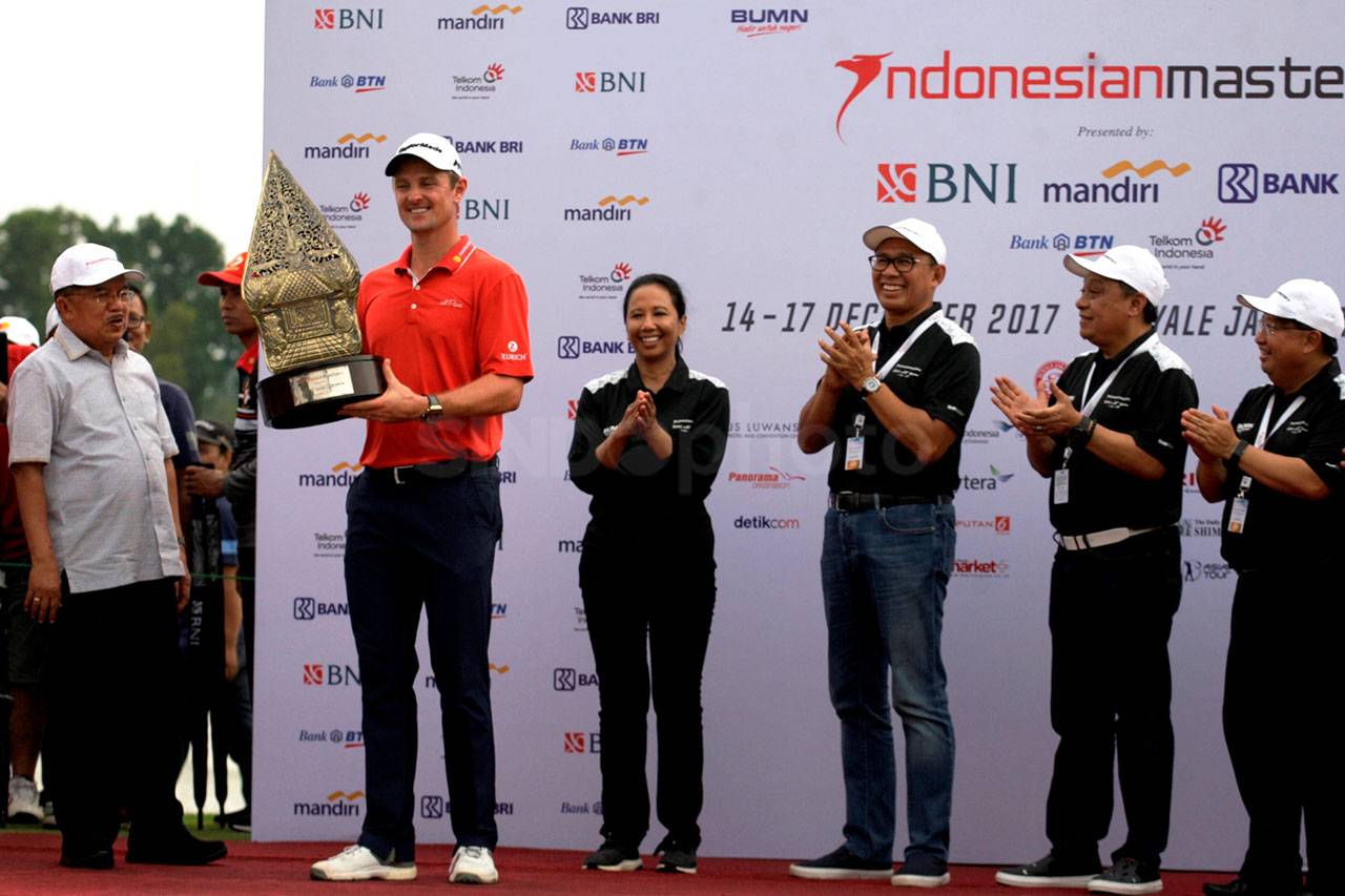 Justin Rose Raih Juara...