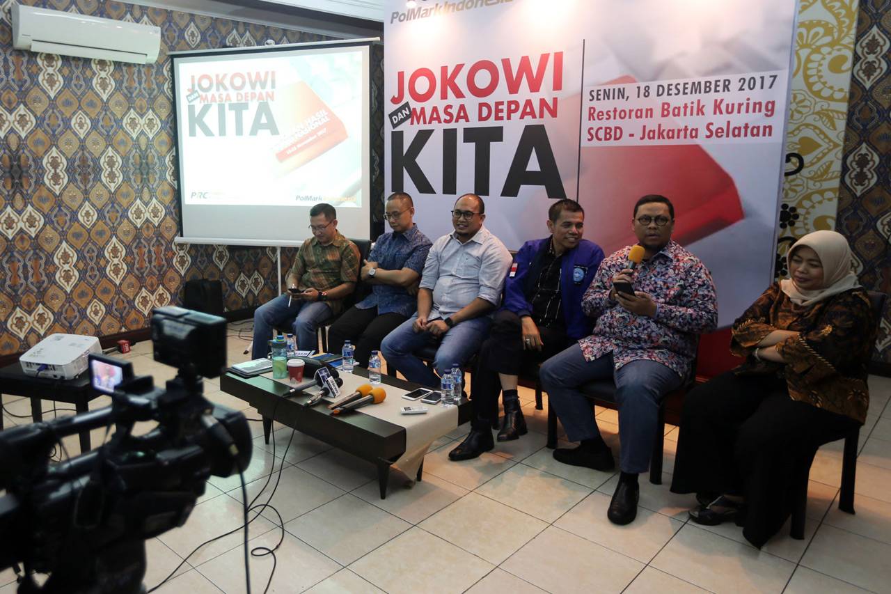Diskusi Publik Survei...